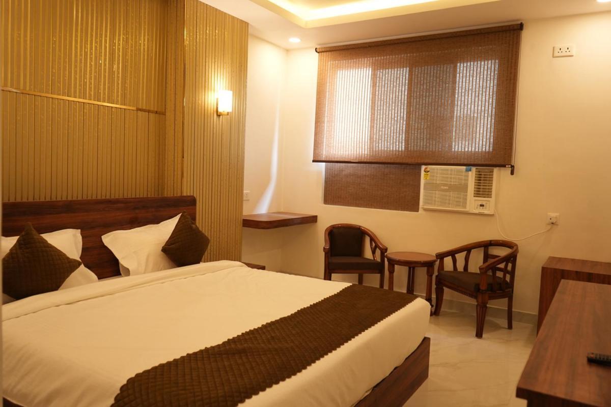 Hotel Golden Palace Lucknow Buitenkant foto