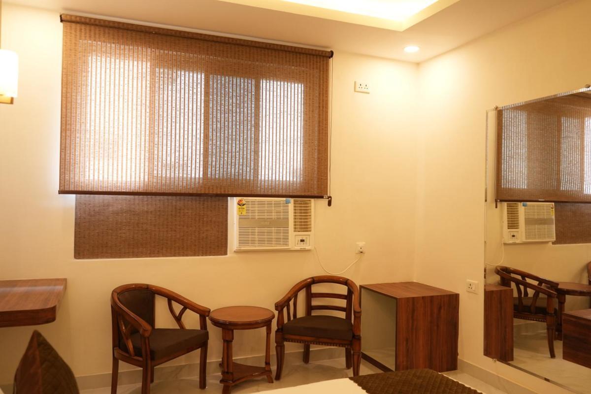Hotel Golden Palace Lucknow Buitenkant foto